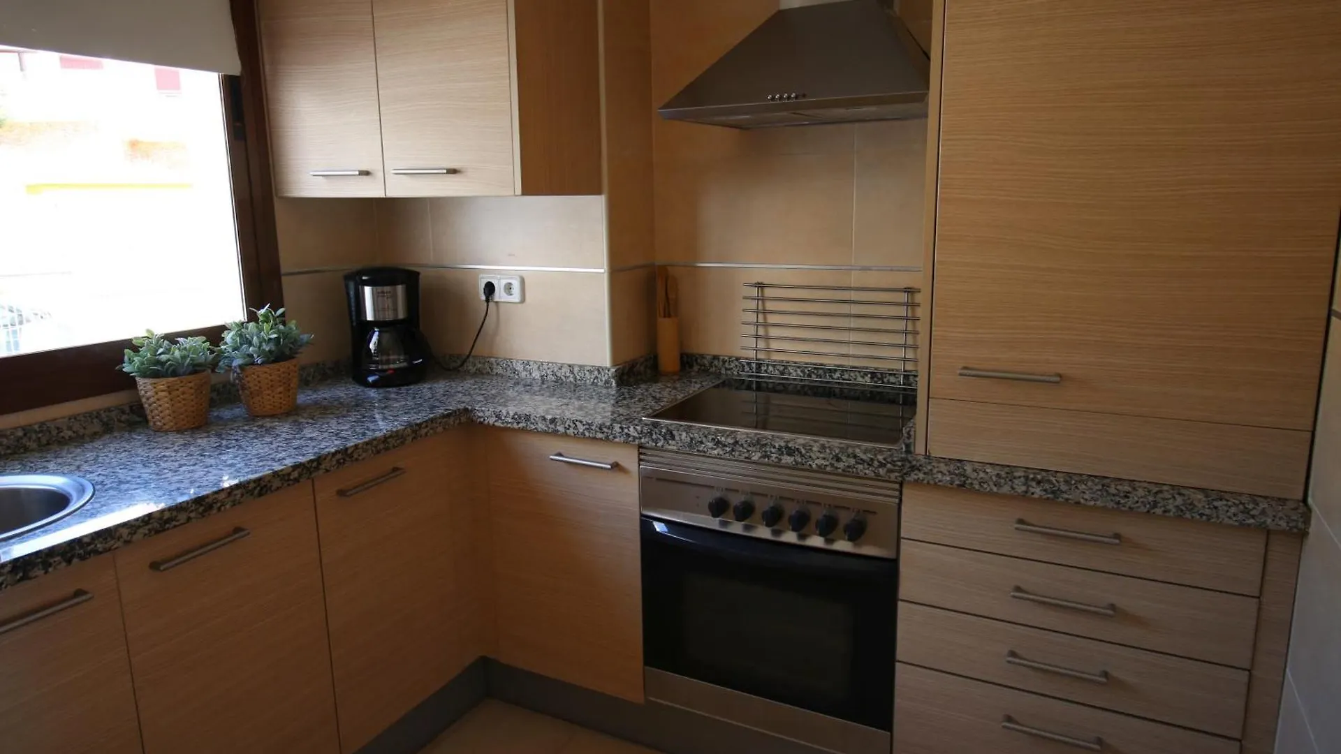 Andaluz Apartments Mar de Nerja 0*,
